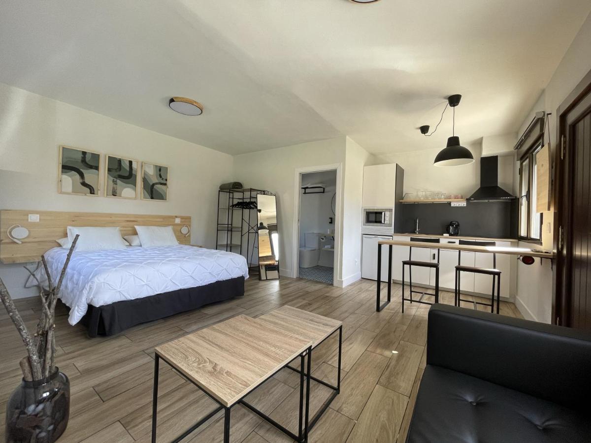 Apartamentos Los Pocillos Gargantilla del Lozoya Dış mekan fotoğraf