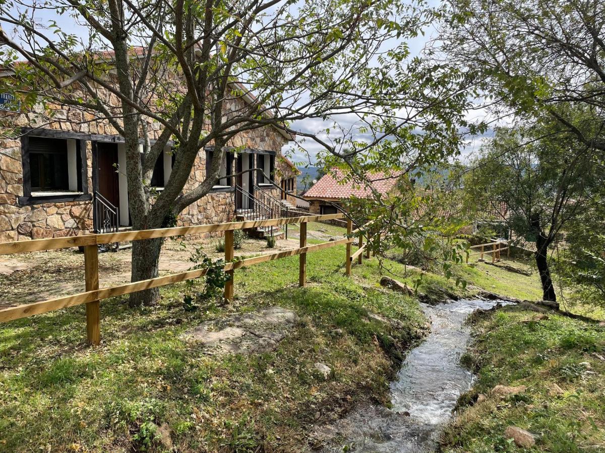 Apartamentos Los Pocillos Gargantilla del Lozoya Dış mekan fotoğraf