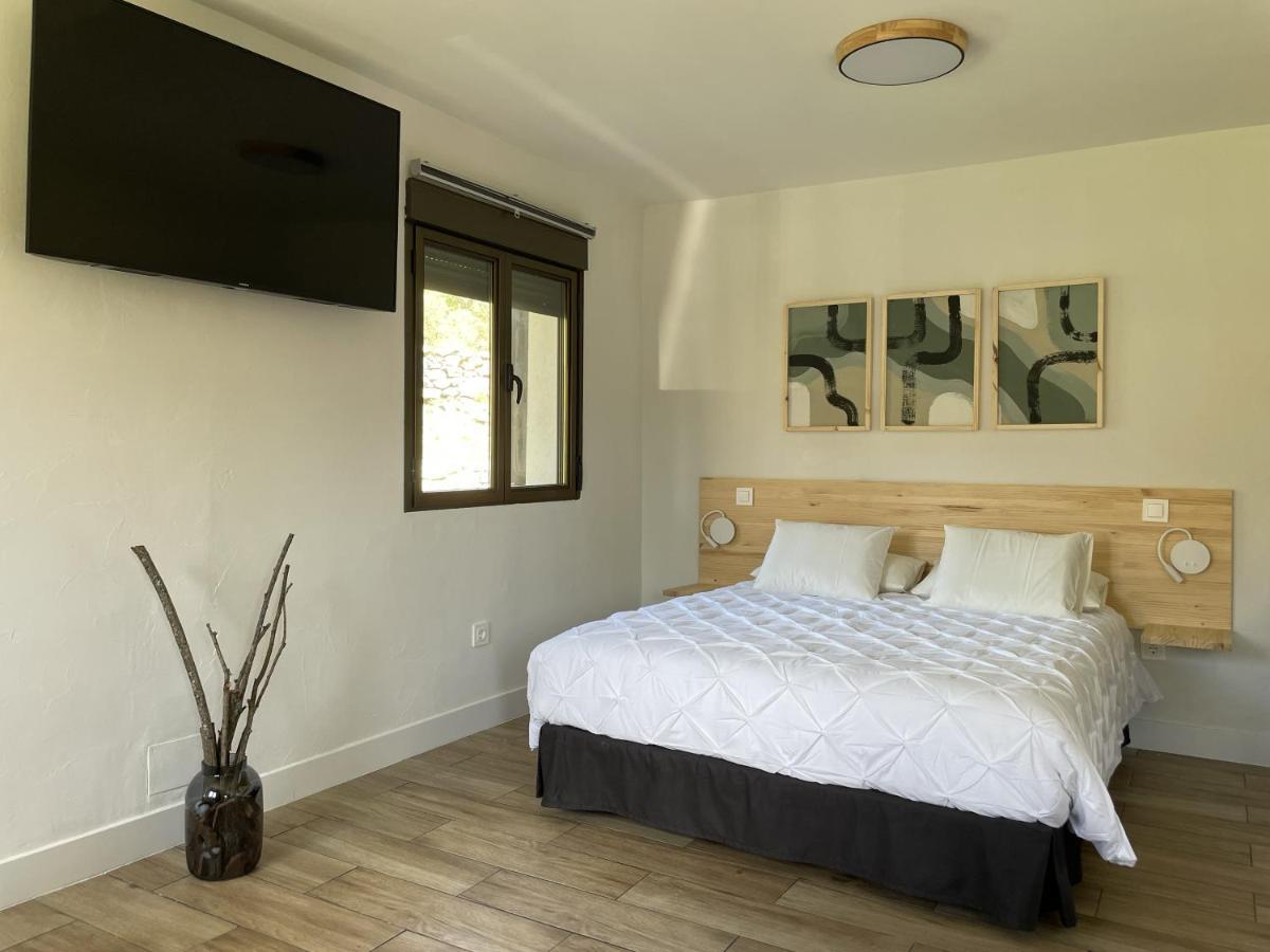 Apartamentos Los Pocillos Gargantilla del Lozoya Dış mekan fotoğraf