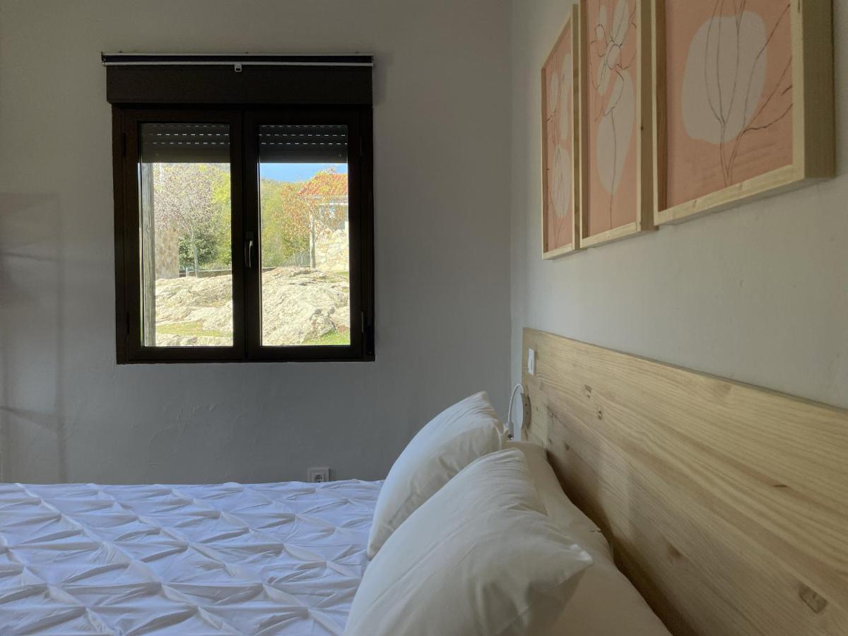 Apartamentos Los Pocillos Gargantilla del Lozoya Dış mekan fotoğraf